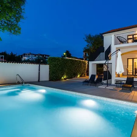 Mari House Πανσιόν *
