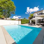 Mari House