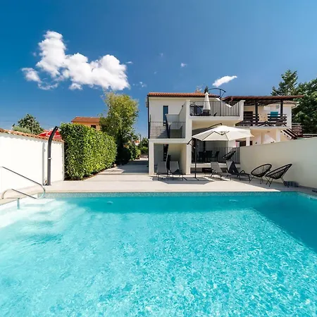 Mari House 4* Malinska