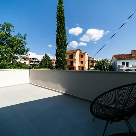 Mari House Πανσιόν Malinska