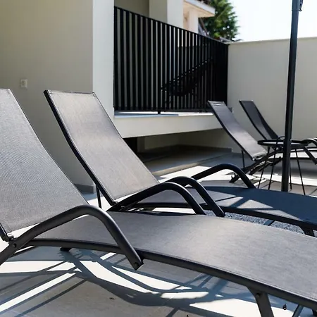 Mari House Πανσιόν Malinska