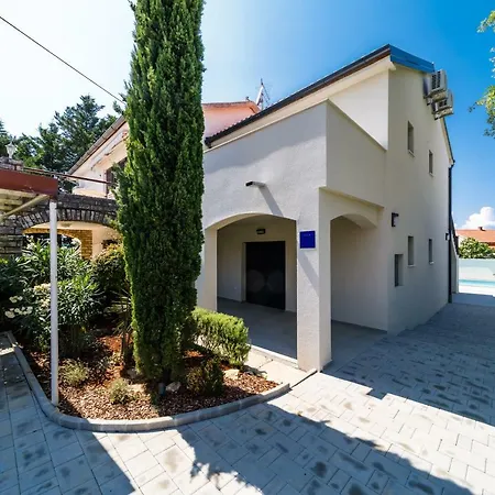 Mari House 4* Malinska