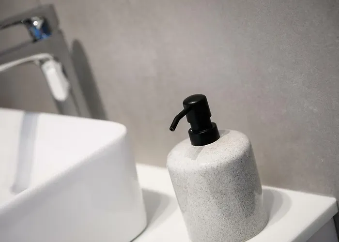 Pensión Mari House 4*